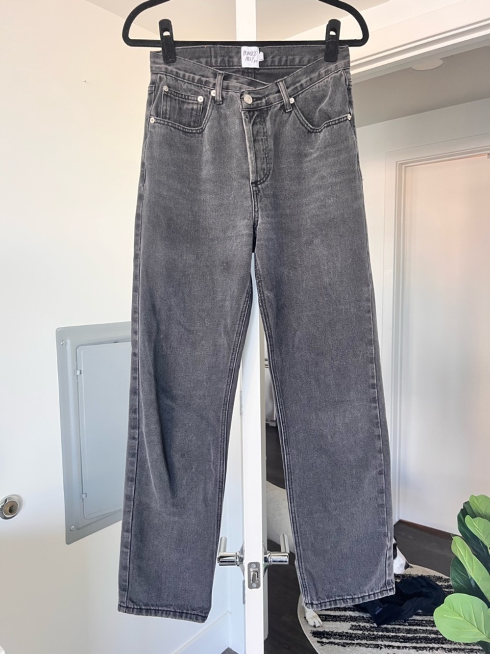Princess Polly Criss Cross Waist Jeans- Mid Rise Straight Leg- US 2